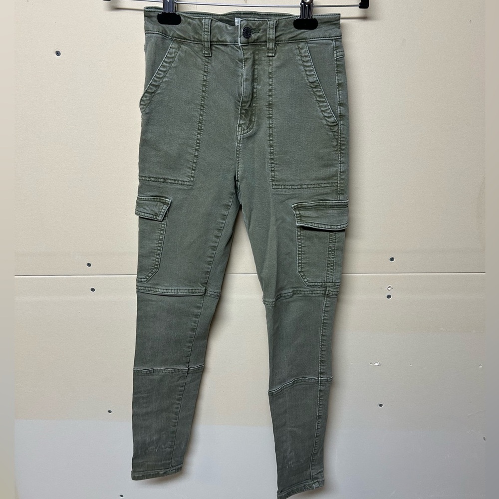 2/$20❤️- PANTS | Women’s Garage cargo pants size 1